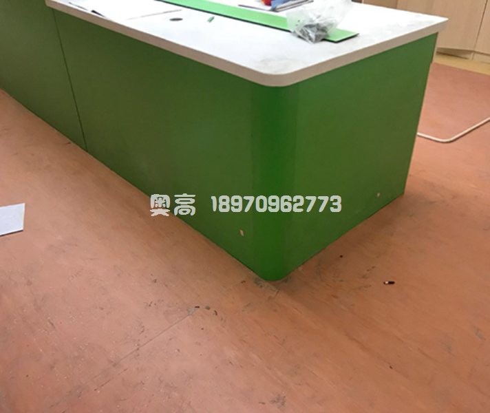 室内挂墙